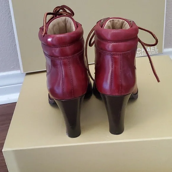 Michael Kors booties - Picture 4 of 9